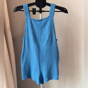 Ces Femme Gauze Textured Blue Romper Shorts Size Small. Super cute and comfy!
